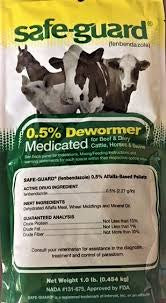 A one-pound bag of Safe-Guard 0.5% fenbendazole dewormer pellets for livestock.