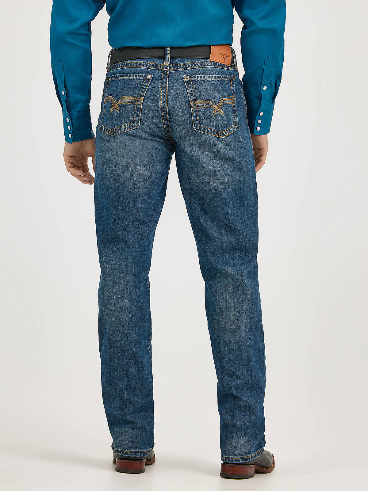 Wrangler Men's 20X No. 33 Extreme Relaxed Jeans in Wells, back view