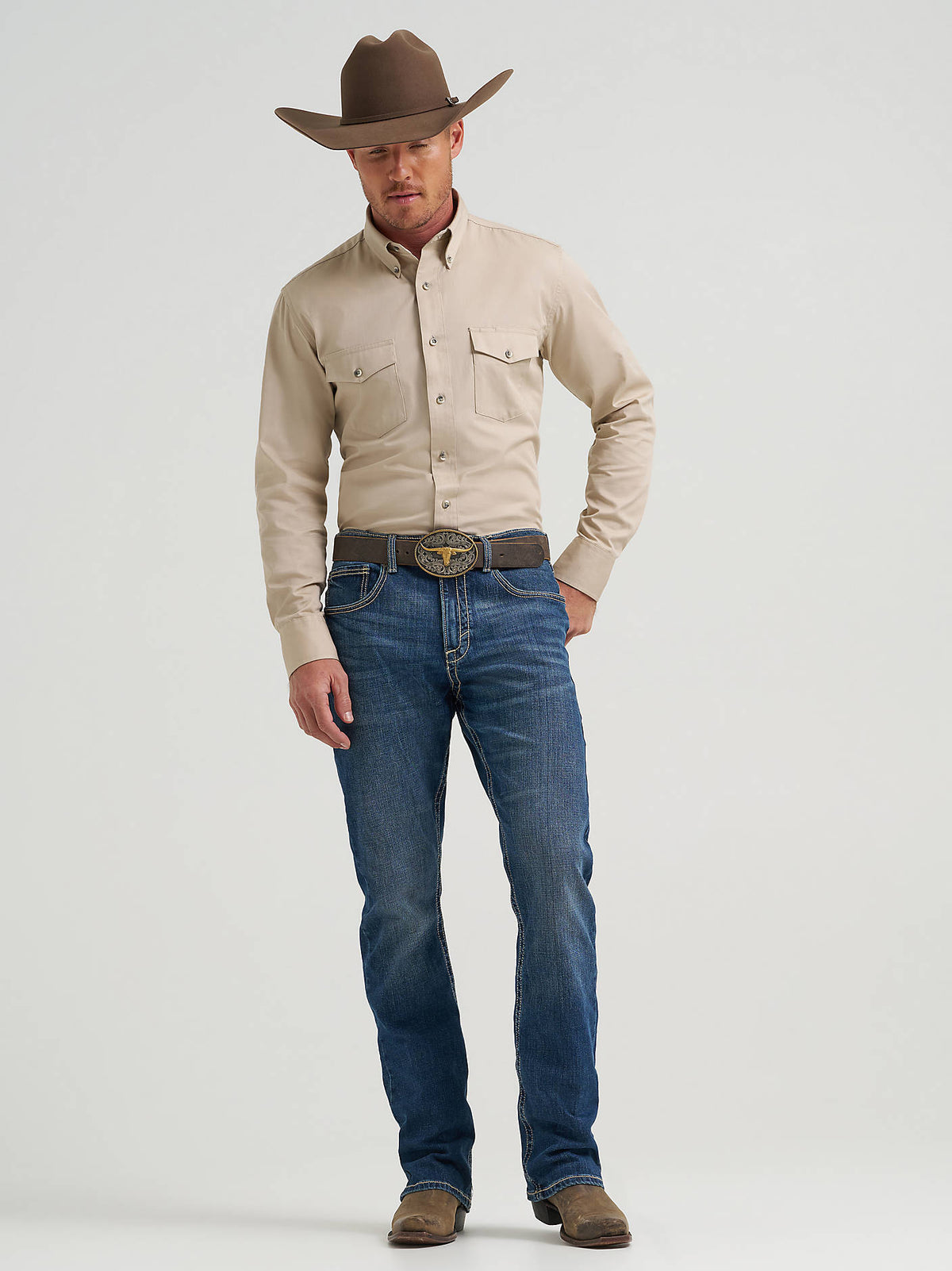Wrangler Men's 20X No. 42 Vintage Bootcut Jeans in Midland, full-length front view