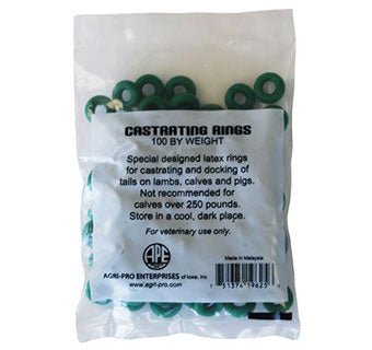 A clear plastic bag containing one hundred green latex castrating rings.
