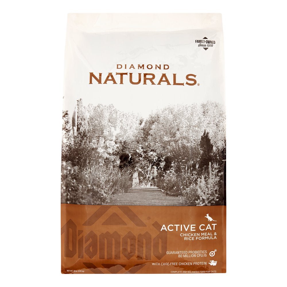 An 18-pound bag of Diamond Naturals Active Cat chicken meal and rice formula dry cat food.