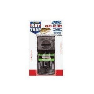 A JT Eaton Jawz plastic rat trap in its original retail packaging.