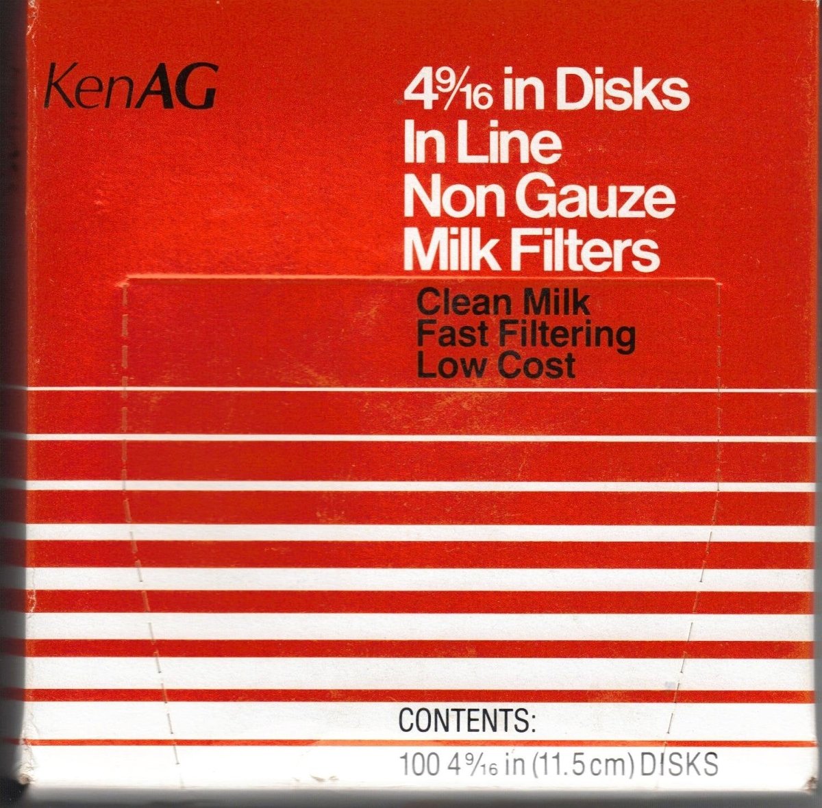 A box of 100 KenAG 4 9/16 inch non-gauze in-line milk filter disks.