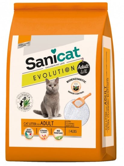 A 14-pound bag of Sanicat Evolution adult cat litter made with clumping bentonite and yucca.